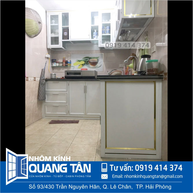 Tủ bếp nhôm kính nhà chị Trang, đường Quang Trung, Hải Phòng - Ảnh 1